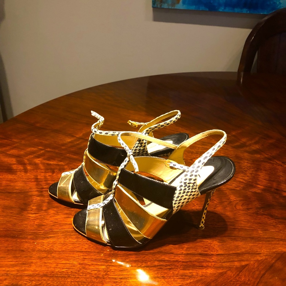 Gorgeous Nicholas Kirkwood Black patent leather, gold, and snakeskin heels.